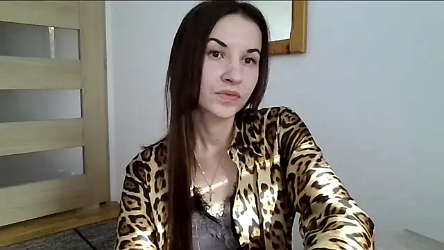 Snapshot of JuliaLovely chatting on April 25, 2026, 2:25 pm JuliaLovely online show from April 25, 2026, 2:25 pm