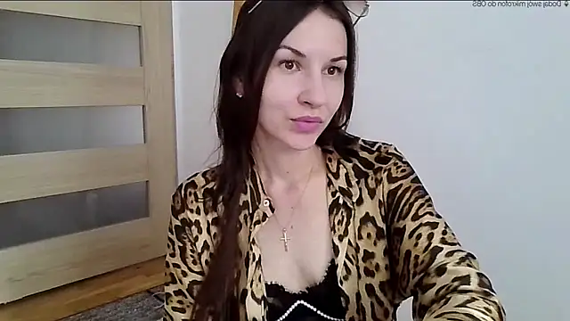Snapshot of JuliaLovely chatting on May 7, 2026, 2:31 pm JuliaLovely online show from May 7, 2026, 2:31 pm