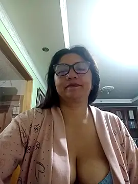 Snapshot of pamela_sexy23 chatting on March 18, 2026, 3:20 am pamela sexy23 online show from March 18, 2026, 3:20 am