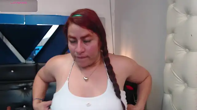Snapshot of Alison-mar chatting on June 30, 2026, 5:46 pm Alison-mar online show from June 30, 2026, 5:46 pm