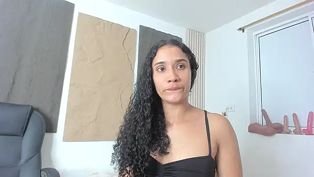 Snapshot of marian_rios chatting on April 2, 2026, 11:17 am marian rios online show from April 2, 2026, 11:17 am