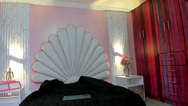 Snapshot of Kateemos chatting on March 20, 2026, 2:18 pm Kateemos online show from March 20, 2026, 2:18 pm