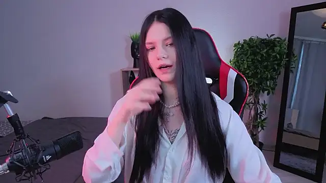 Maria trend online show from February 14, 2026, 2:50 pm