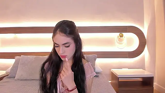 Snapshot of Violeta_sum chatting on March 3, 2026, 12:12 pm Violeta sum online show from March 3, 2026, 12:12 pm