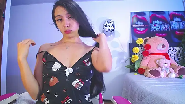 Snapshot of lika_little0 chatting on May 17, 2026, 11:49 pm lika little0 online show from May 17, 2026, 11:49 pm