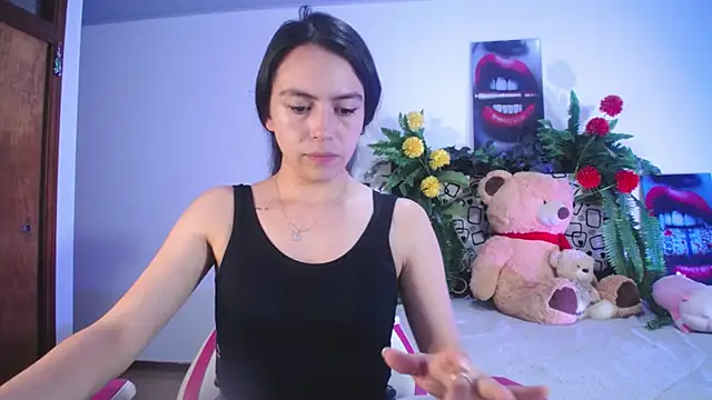 lika little0 online show from March 24, 2026, 10:43 pm