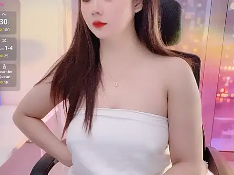 Snapshot of XiaBunny chatting on April 22, 2026, 5:20 pm XiaBunny online show from April 22, 2026, 5:20 pm