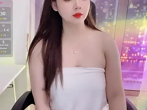 Snapshot of XiaBunny chatting on May 6, 2026, 5:17 pm XiaBunny online show from May 6, 2026, 5:17 pm