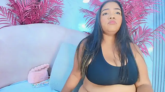 EmmaLebrun online show from April 9, 2026, 3:30 am