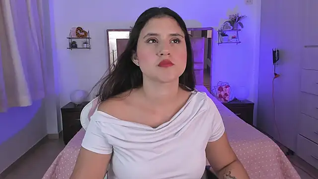 Natta Ferreir online show from February 24, 2026, 5:08 am