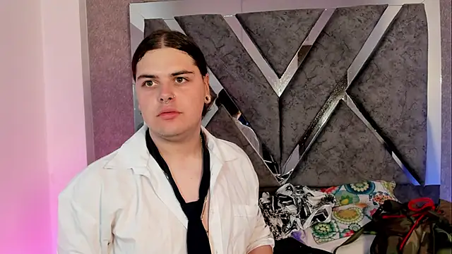 leenox nexus online show from February 11, 2026, 12:10 am