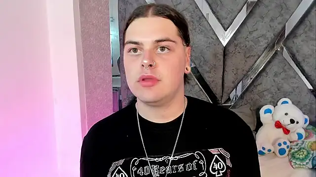 leenox nexus online show from February 6, 2026, 12:17 am