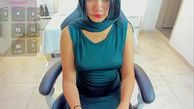 Snapshot of Yaiza_farak chatting on February 27, 2026, 2:12 am Yaiza farak online show from February 27, 2026, 2:12 am