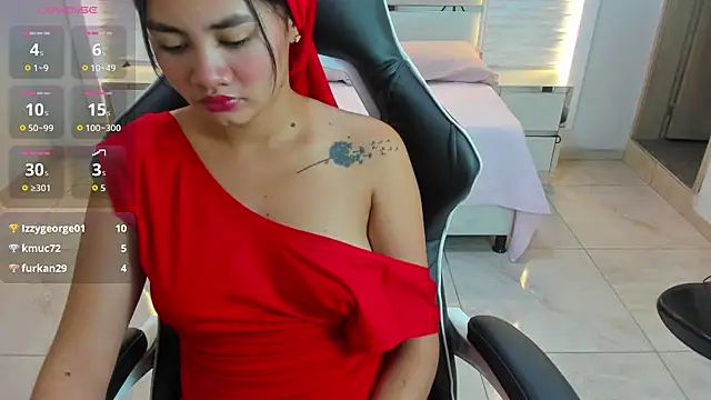 Snapshot of Yaiza_farak chatting on February 17, 2026, 2:20 am Yaiza farak online show from February 17, 2026, 2:20 am