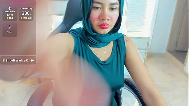 Snapshot of Yaiza_farak chatting on February 24, 2026, 2:12 am Yaiza farak online show from February 24, 2026, 2:12 am