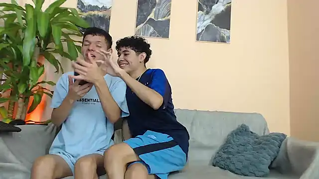 Snapshot of DesiresOfOlympus_ chatting on February 26, 2026, 7:58 pm DesiresOfOlympus online show from February 26, 2026, 7:58 pm