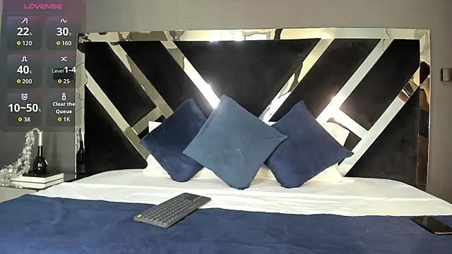 AllanaOrtiz   online show from April 7, 2026, 7:26 pm