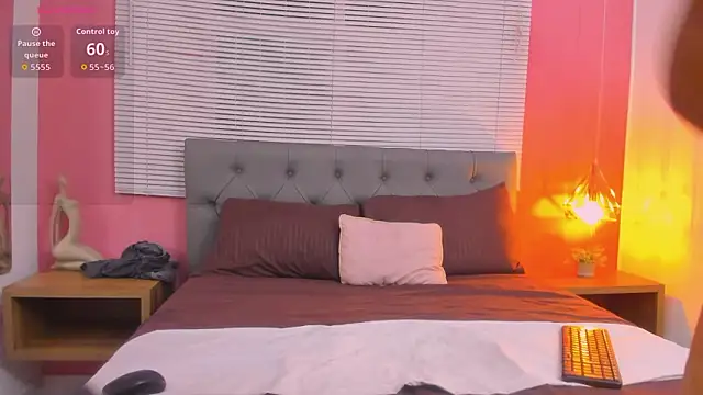 Snapshot of drako18_ chatting on March 23, 2026, 3:06 am drako18 online show from March 23, 2026, 3:06 am