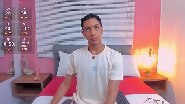Snapshot of drako18_ chatting on April 23, 2026, 3:46 am drako18 online show from April 23, 2026, 3:46 am