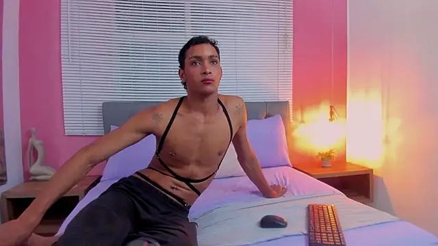 Snapshot of drako18_ chatting on March 12, 2026, 3:12 am drako18 online show from March 12, 2026, 3:12 am