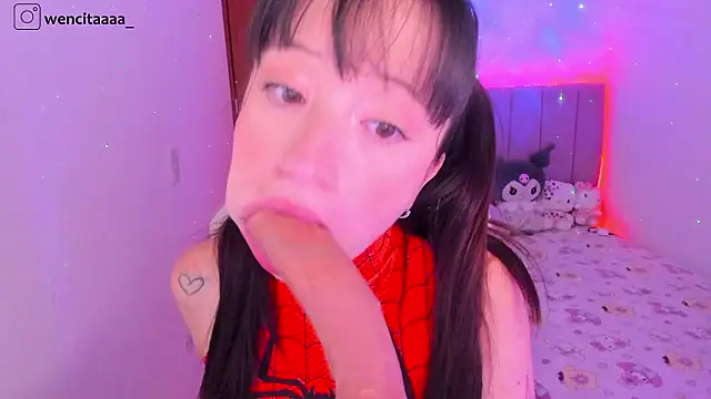 Snapshot of wenn_ chatting on February 25, 2026, 12:22 am wenn online show from February 25, 2026, 12:22 am