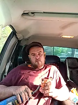 chad23162 online show from April 15, 2026, 10:32 pm