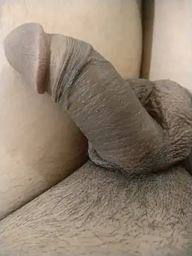 Snapshot of rosz_ chatting on February 27, 2026, 5:02 pm rosz online show from February 27, 2026, 5:02 pm