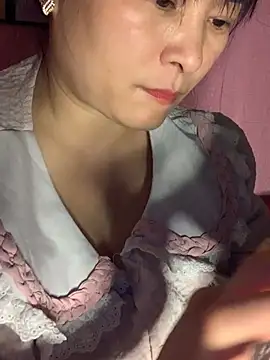 Snapshot of Star-sweet01 chatting on February 24, 2026, 12:50 pm Star-sweet01 online show from February 24, 2026, 12:50 pm