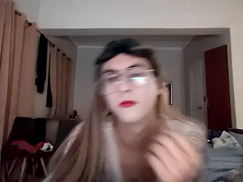 Snapshot of stefita01010 chatting on February 11, 2026, 6:13 am stefita01010 online show from February 11, 2026, 6:13 am