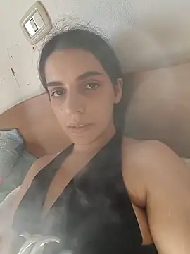 SoniaMoonnnnn online show from May 23, 2026, 5:28 am
