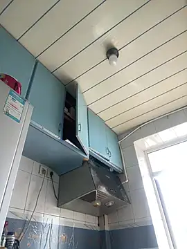 Youyou 12 online show from April 15, 2026, 12:38 am