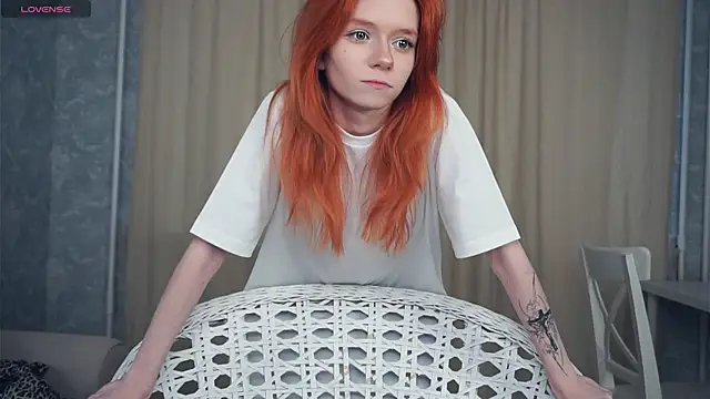 TarynPalek online show from February 9, 2026, 6:22 am