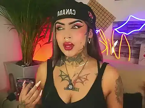 Snapshot of Niki_adams001 chatting on February 3, 2026, 11:21 pm Niki adams001 online show from February 3, 2026, 11:21 pm