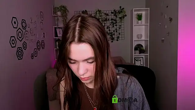 Snapshot of laurenmurrr chatting on May 17, 2026, 9:20 am laurenmurrr online show from May 17, 2026, 9:20 am