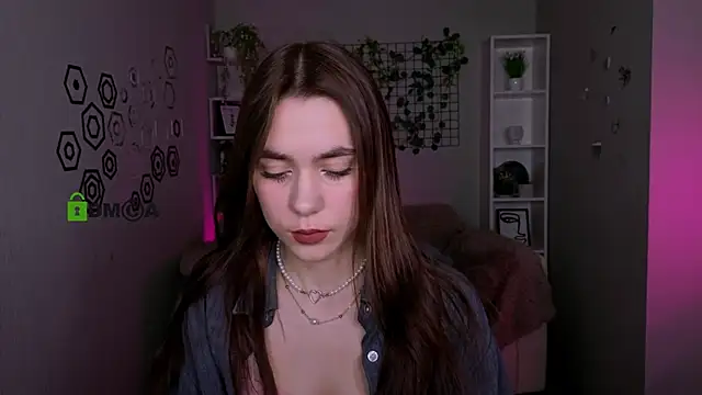 Snapshot of laurenmurrr chatting on May 16, 2026, 9:41 am laurenmurrr online show from May 16, 2026, 9:41 am