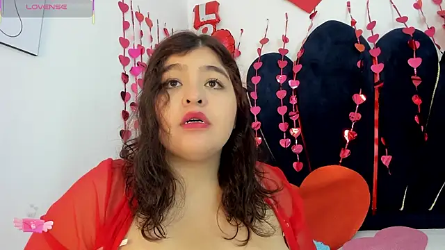 Snapshot of dahlialee chatting on February 10, 2026, 11:31 am dahlialee online show from February 10, 2026, 11:31 am