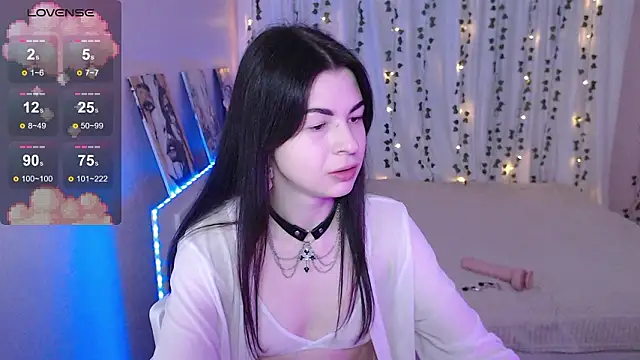 Snapshot of Stephanie_Bloom chatting on February 17, 2026, 7:11 pm Stephanie Bloom online show from February 17, 2026, 7:11 pm