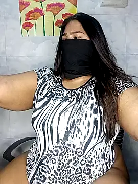 Snapshot of Cute_G chatting on May 8, 2026, 1:09 am Cute G online show from May 8, 2026, 1:09 am