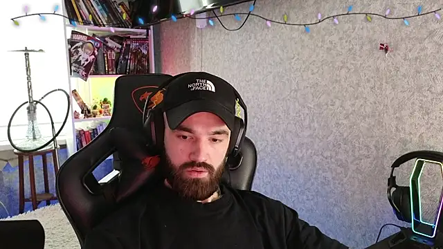 Snapshot of _Mostly_ chatting on February 16, 2026, 7:29 am Mostly online show from February 16, 2026, 7:29 am