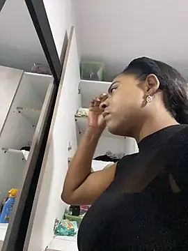 amara queen  online show from July 14, 2026, 11:27 am