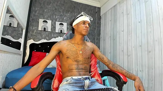 jean steevin online show from February 15, 2026, 3:29 am