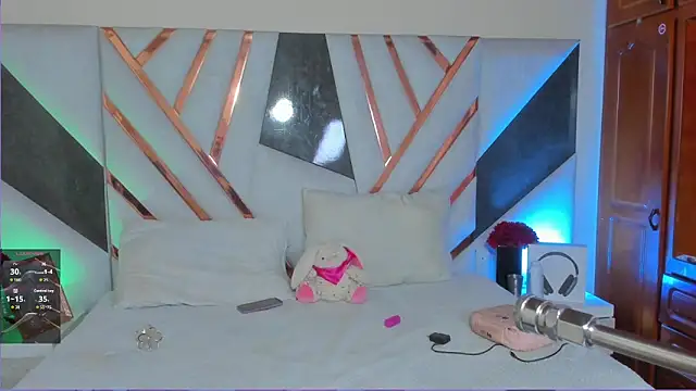 Snapshot of isa_kolins chatting on February 25, 2026, 10:04 am isa kolins online show from February 25, 2026, 10:04 am