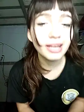 dieciochoyundia online show from March 29, 2026, 4:25 am