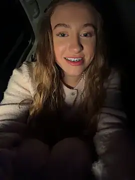 romyxxs online show from May 15, 2026, 8:18 pm