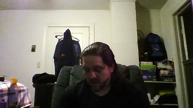 Snapshot of Demon2182 chatting on February 16, 2026, 8:07 pm Demon2182 online show from February 16, 2026, 8:07 pm