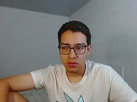 Snapshot of NickFin chatting on May 24, 2026, 5:46 pm NickFin online show from May 24, 2026, 5:46 pm