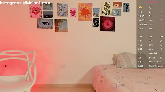 melrousses  online show from February 18, 2026, 4:32 am