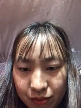 honeyyy110 online show from February 23, 2026, 2:02 am