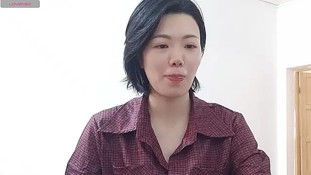 Nikishine online show from July 29, 2026, 3:17 am
