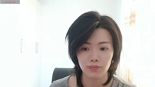 Nikishine online show from May 17, 2026, 3:50 am